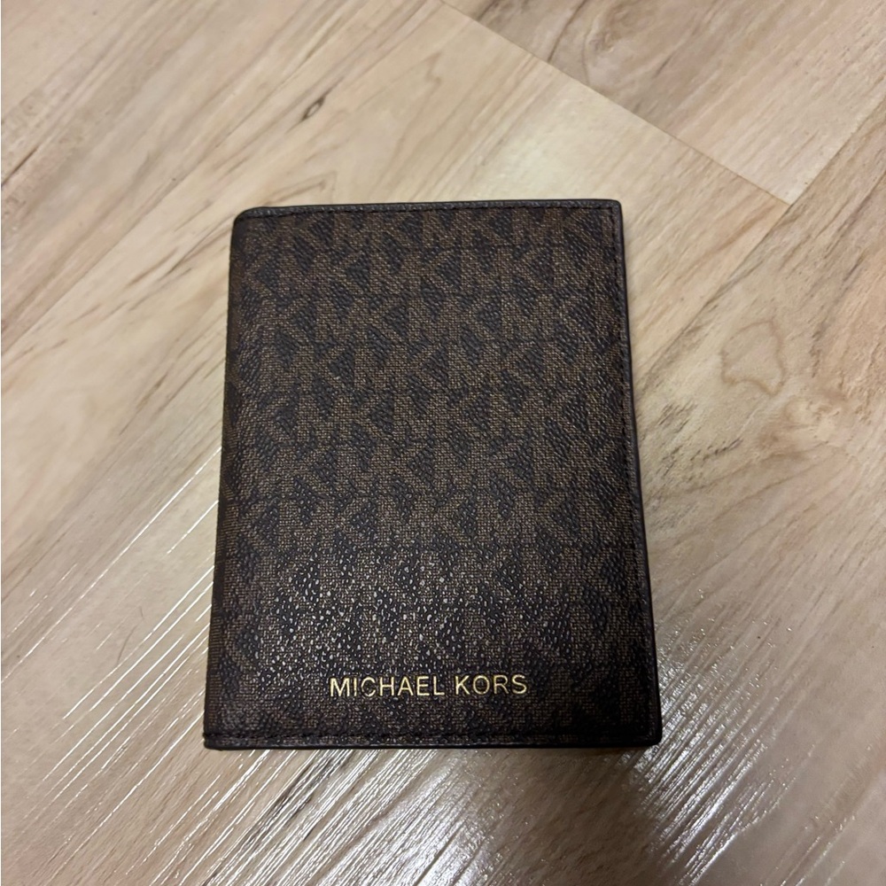 Michael Kors Dark Brown Key & Card Holder